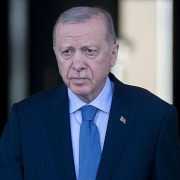 أردوغان يؤكد مواصلة دعم تتار القرم
