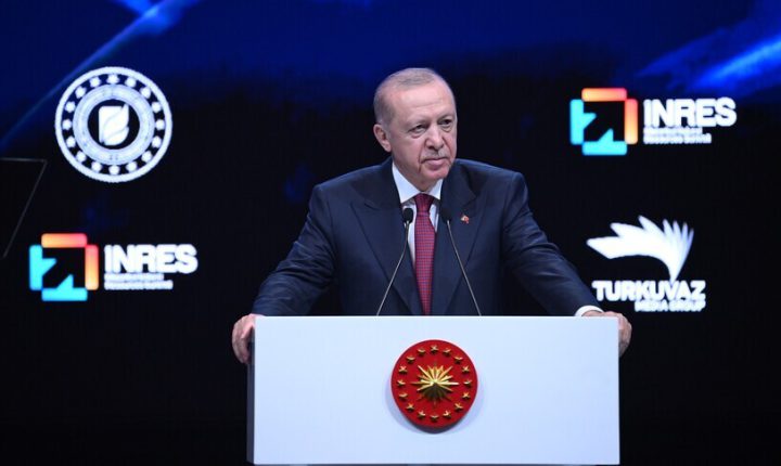 أردوغان: تركيا لا غنى عنها في الإمداد الآمن للطاقة