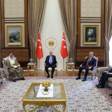 أردوغان يستقبل وزير الخارجية الكويتي