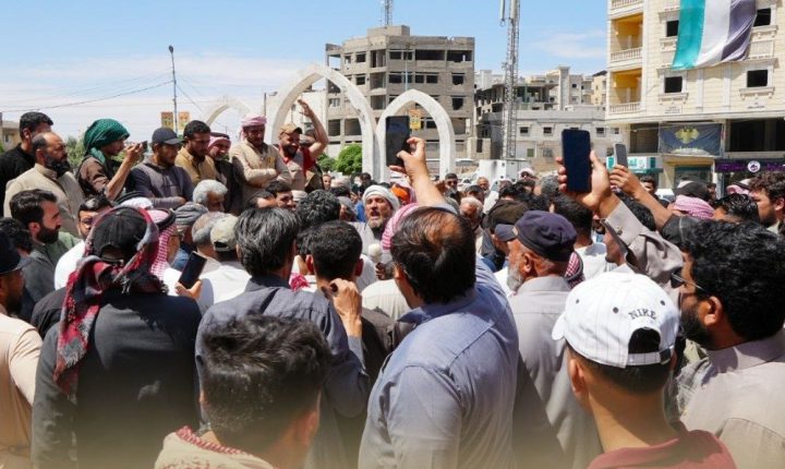 فلاحو دير الزور والرقة ودرعا يحتجون على تسعيرة القمح: و يعتبرونها لا تغطي تكلفة الإنتاج