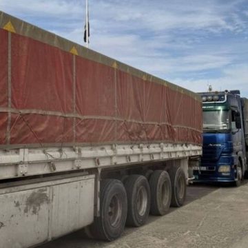 العراق يصدر أول شحنة إسمنت إلى سوريا منذ سقوط الأسد