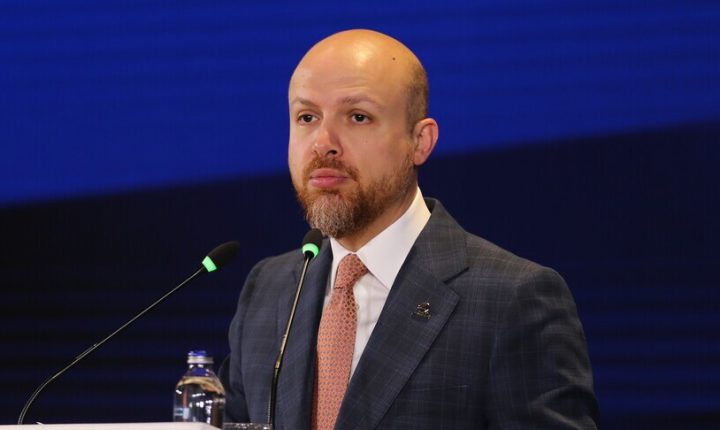 بلال أردوغان: لا أمة غير المسلمين تسعى لوقف الانحلال بالعالم