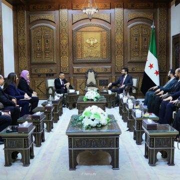 وزير الداخلية السوري يبحث مع وفد من السفارة الإندونيسية تعزيز التعاون المشترك