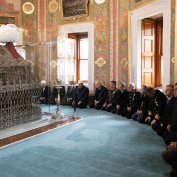 إسطنبول تحيي الذكرى الـ545 لوفاة السلطان محمد الفاتح
