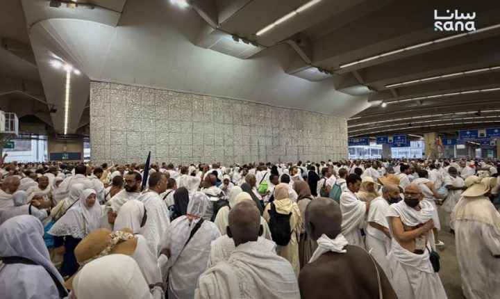 البعثة الدينية السورية: غالبية الحجاج أنهوا رمي الجمرات وأتموا المناسك