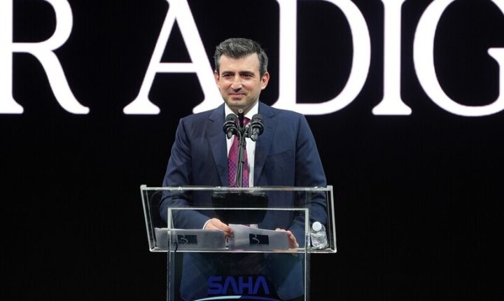 سلجوق بيرقدار: الهيمنة التكنولوجية الرأسمالية أكبر تهديد لاستقلال بلداننا