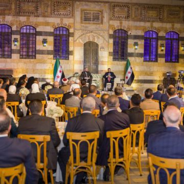 الشرع يلتقي وفداً من أهالي دمشق المهنئين بعيد ‌‏الأضحى ‏المبارك