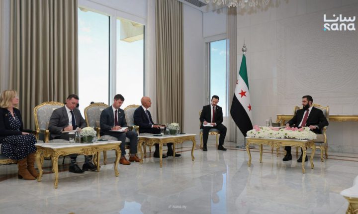 الشرع يبحث مع المبعوث الأمريكي إلى سوريا‏ مستجدات الأوضاع في المنطقة‏