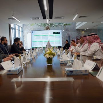 وزير الإدارةِ المحلية السوري يبحث في السعودية سبل تعزيز التعاون في مجالات التنمية الحضرية والإسكان