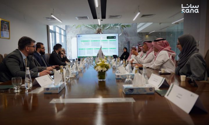 وزير الإدارةِ المحلية السوري يبحث في السعودية سبل تعزيز التعاون في مجالات التنمية الحضرية والإسكان