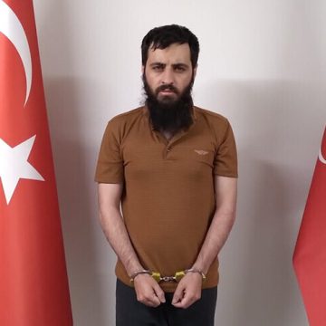 اعتقال عشرة من عناصر “داعش” في سوريا ونقلهم إلى تركيا بينهم متورط بتفجير أنقرة