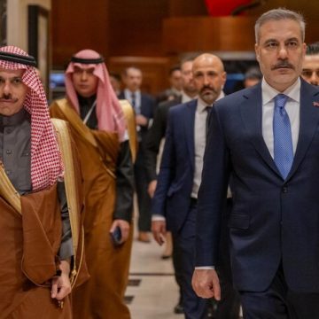 فيدان: الاجتماع التركي السعودي بحث العلاقات الثنائية وغزة