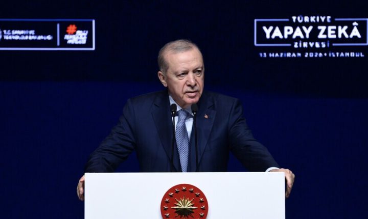 أردوغان: سنطلق برنامجا وطنيا لمحو الأمية بمجال الذكاء الاصطناعي