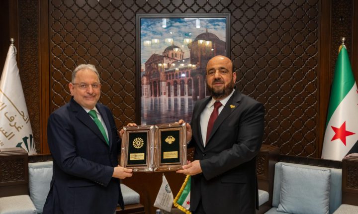 وزير المالية يبحث مع اتحاد غرف التجارة تسهيل الإجراءات ودعم النشاط الاقتصادي