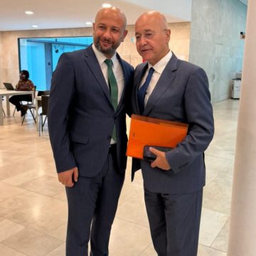 وزير الطوارئ السوري يبحث عودة اللاجئين مع المفوض السامي في جنيف
