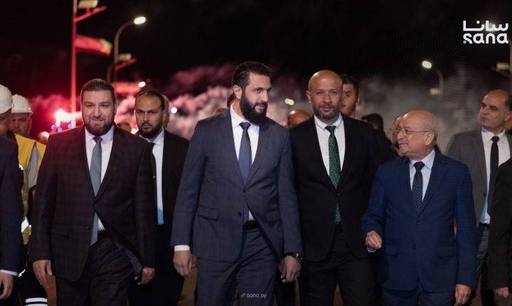 الشرع يفتتح جسر الرستن بعد انتهاء أعمال تأهيله وتطويره