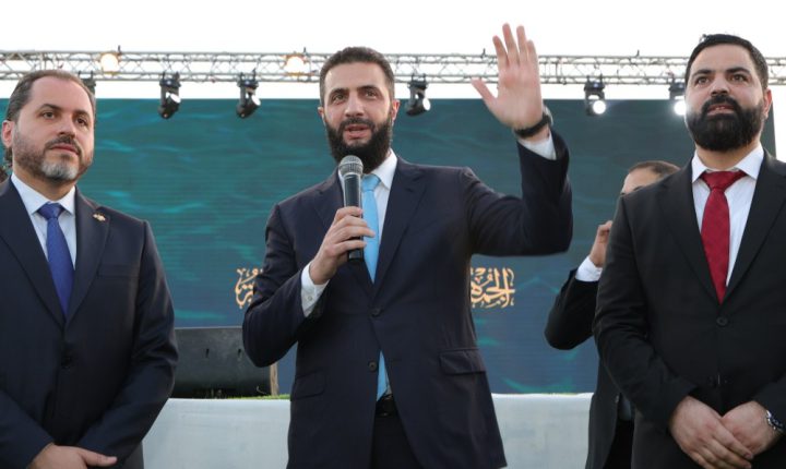 الشرع يطلق فعالياتِ موسمِ طرطوسَ السياحيِّ 2026