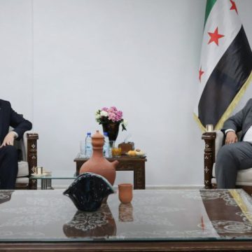 نائب وزير الاقتصاد السوري يبحث مع شركة إسراء التركية تطوير مدينة باب الهوى الصناعية بإدلب