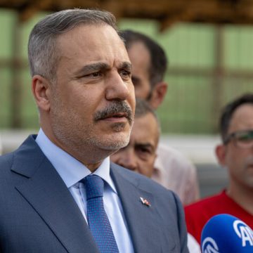 فيدان: مأساة الروهينغا تتطلب حلاً دائماً بالتعاون مع المجتمع الدولي