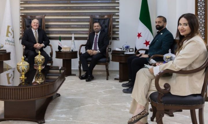 السورية للبترول تبحث مع “شيفرون” تحويل مذكرة اتفاق استكشاف بحري لعقد تنفيذي