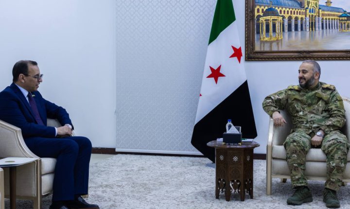 وزير الدفاع السوري يبحث مع سفير الجمهورية الموريتانية سبل تعزيز العلاقات بين البلدين