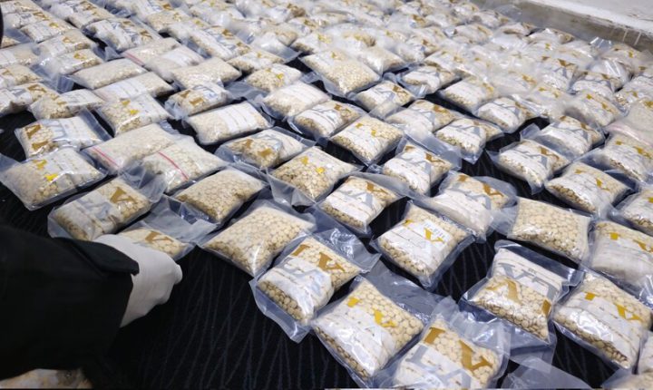 ضبط مليوني حبة كبتاغون معدة للتهريب وتوقيف شخصين بطرطوس