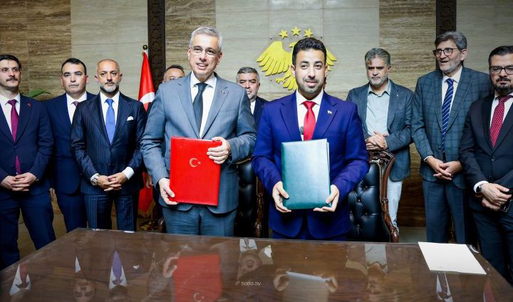 سوريا وتركيا توقعان مذكرة تفاهم لتعزيز التعاون الثنائي في القطاع الصحي