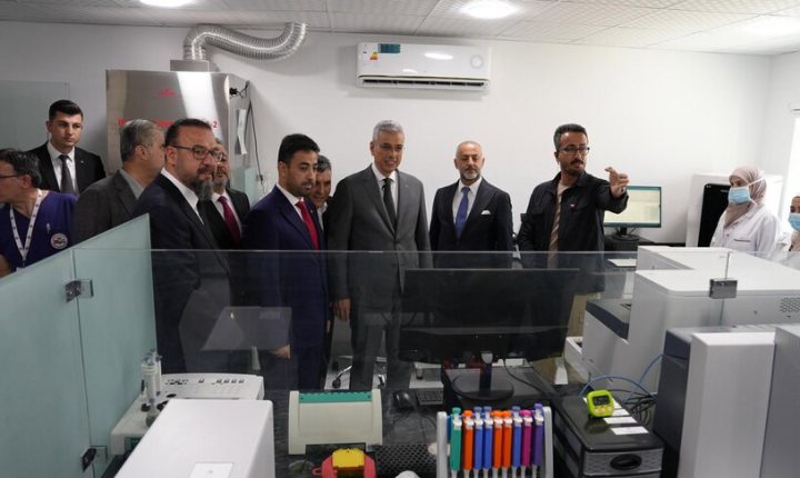 مستشفى دمشق للقلب يداوي آلاف المرضى بدعمٍ تركي