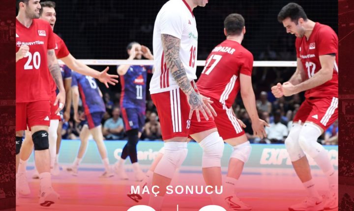 منتخب تركيا للكرة الطائرة يحقق أول انتصار له في دوري الأمم على حساب فرنسا