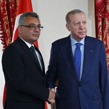 أردوغان يعزي قبرص التركية بضحايا انقلاب العبّارة