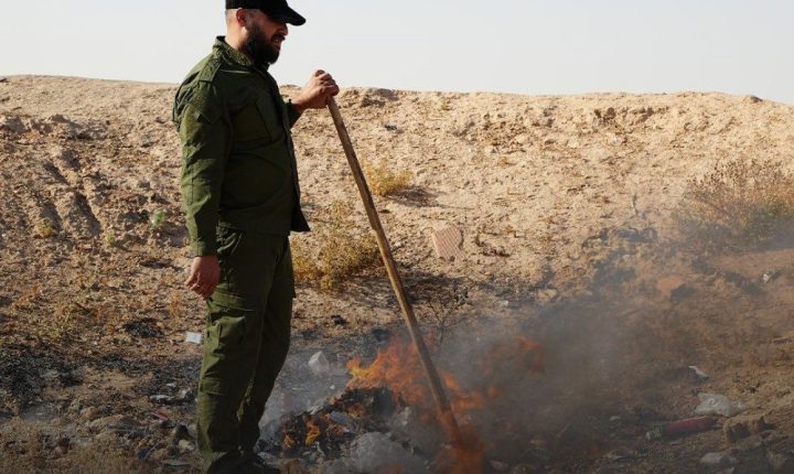 عدلية الرقة تتلف نحو 200 كيلوغرام من المواد المخدرة بالتعاون مع مكافحة المخدرات