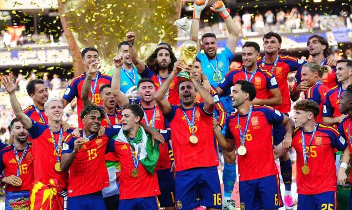 المنتخب الإسباني بطلا لكأس العالم للمرة الثانية في تاريخه
