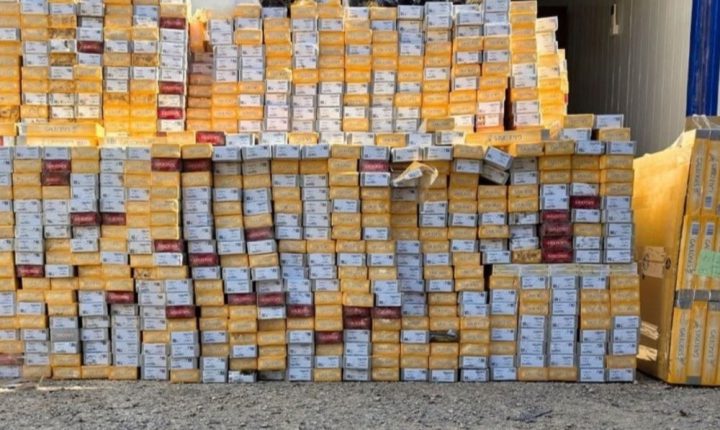 المنافذ والجمارك السورية تحبط محاولات تهريب كميات كبيرة من التبغ عبر منفذ التنف