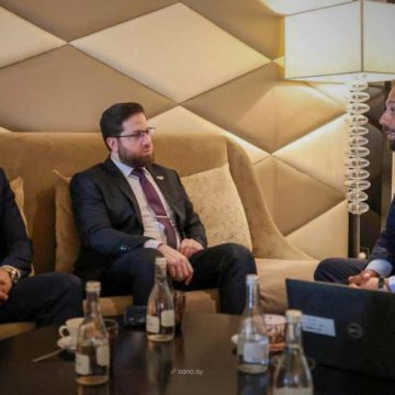 وزير التنمية الإدارية يبحث مع منظمة التعاون الاقتصادي والتنمية آفاق التعاون ‏
