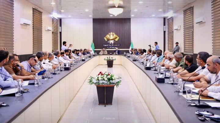 وزير الزراعة السوري يؤكد أهمية تحديث القوانين لإدخال ‏المستلزمات الزراعية الحديثة