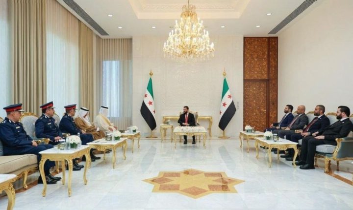 الشرع يبحث مع وزير الداخلية البحريني تطوير التعاون والتنسيق الأمني