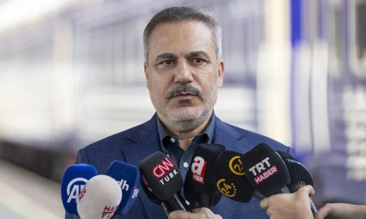 فيدان: تركيا تركز على مسار إنهاء الحرب في أوكرانيا