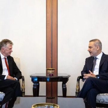 فيدان يلتقي مستشار الأمن القومي البريطاني
