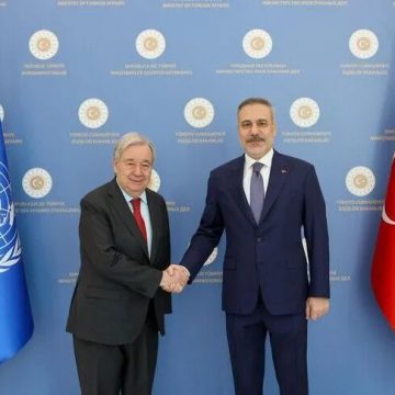 فيدان يبحث هاتفيا مع غوتيريش التطورات الإقليمية