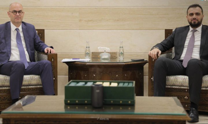 الخارجية السورية تبحث مع بعثة صندوق النقد الدولي التقدّم الاقتصادي والمالي في سوريا
