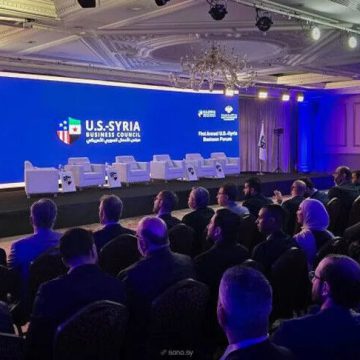 انطلاق أول منتدى سوري أمريكي يبحث استثمارات النفط والإعمار في دمشق