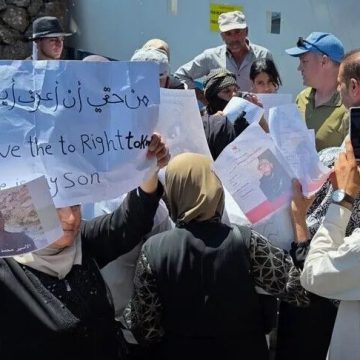 عائلات محتجزين سوريين لدى الاحتلال الإسرائيلي تطالب بالإفراج عنهم