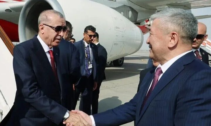 أردوغان يصل قرغيزستان للمشاركة في قمة منظمة شنغهاي للتعاون