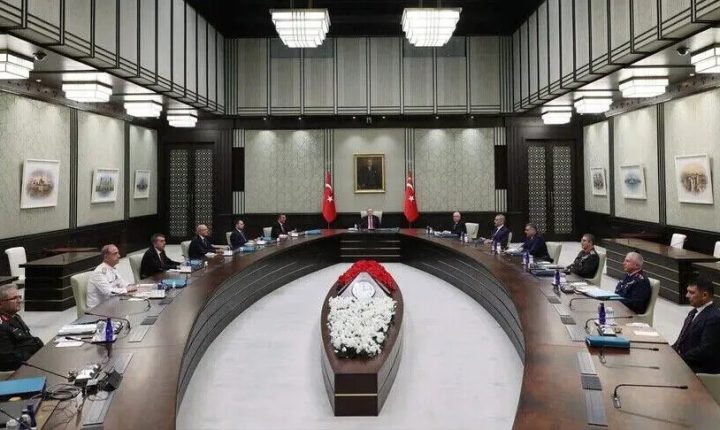 أردوغان يترأس اجتماع مجلس الشورى العسكري الأعلى