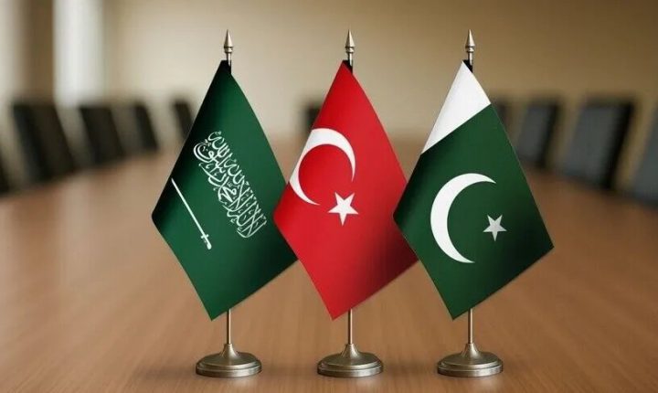 تركيا والسعودية وباكستان تعتزم توقيع اتفاقية دفاع مشترك