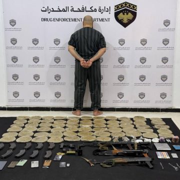 القبض على أحد أبرز تجار المخدرات خلال مداهمة في دير الزور