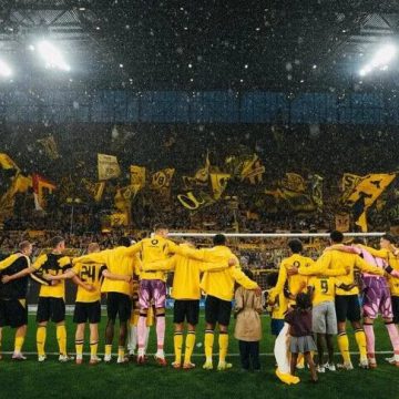 بايرن ميونخ يقسو على شتوتغارت ودورتموند يتجاوز هامبورغ في افتتاح البوندسليغا