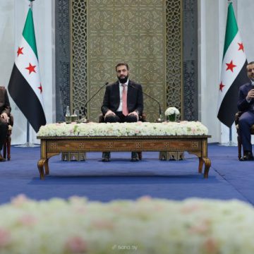 الشرع يعقد جلسة مع رئيس وأعضاء مجلس الشعب لبحث واقع العمل الحكومي