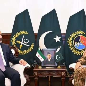 الشيباني يبحث مع رئيس الأركان الباكستاني التعاون الدفاعي
