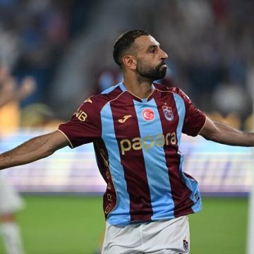 غالاطة سراي يتصدر.. وصلاح يقود طرابزون سبور للفوز وفنربهتشه يستعيد توازنه في الدوري التركي الممتاز